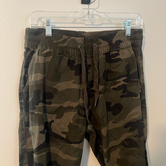 Camo Jogger Pants - Picture 5 of 8